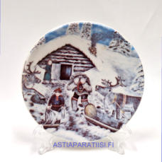 ARABIA, Suurikokoinen mies nro 11 sein�lautanen. Design: Andreas Alariesto,1980-luku.Mitat Halkaisija n. 12 cm, 1kpl, 19�/kpl,(  Tuote nro 101A )
