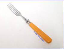 FISKARS,"Luup��" Alkuruokahaarukka Ter�st�, ja beigen v�rist� luuta/bakeliittia,pituus n. 18,8 cm, 1 kpl, 10 �/ kpl,( Tuote nro 348AT )