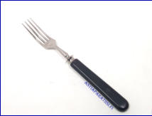 FISKARS,"Luup��" Alkuruokahaarukka Ter�st�, ja musta v�rist� luuta/bakeliittia,pituus n. 17,5 cm, 0 kpl,( Tuote nro 350AT )