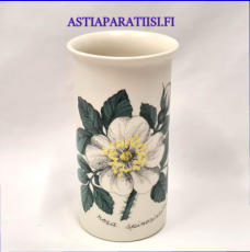ARABIA,Kukkamaljakko " Valkoinen ruusu" Botanica,Design:Esteri Tomula,Valmistettu 1983-85-luku,Korkeus n. 14 cm, halkaisija n. 7,8 cm,1 kpl,68 � /kpl ( Tuote nro / Item #145E )