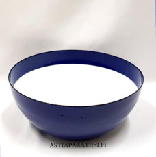 FINEL EMALI,Kaksiv�rinen,sinivalkoinen  emali salaattikulho,Design:Kaj Franck,Tuotannossa 1959 luku,Kuntokuvaus k�yt�n j�lki�,Halkaisija n. 24 cm,Korkeus n.10,5 cm, 1 kpl, 65� /kpl ( Tuote nro / Item #129N )