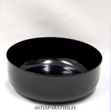 FINEL EMALI,Musta emali salaattikulho,Design:Leif Eriksson ,Tuotannossa 1970- luku,Kuntokuvaus k�yt�n j�lki�,Halkaisija n. 20 cm,Korkeus n.7 cm, 0 kpl,( Tuote nro / Item #133N )