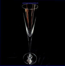 IITTALA / NUUTAJ�RVI, Aurora �millenium� Samppanja- / kuohuviinilasi, Design:Heikki Orvola , Tuotannossa 1973-2011,Korkeus n.26,7 cm, halkaisija n.5,3 cm, 7 kpl,52�/kpl,( Tuote nro / Item #100J )