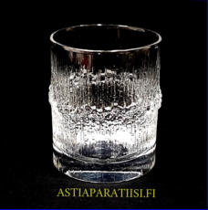 IITTALA, NIVA cocktail lik��ri,Design:Tapio Wirkkala,valmistettu vuosina 1972 � 1992,Korkeus n.8,5 cm, halkaisija n.6,8 cm, 6 kpl,22� /kpl ( Tuote nro / Item #139J )