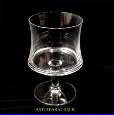 IITTALA, Romantica  viinilasi 17 cl , Design:Tapio Wirkkala,Tuotannossa 1963-1972,Korkeus n.11,4 cm ,halkaisija n.7 cm, 5 kpl,22 �/kpl,( Tuote nro / Item #234J )
