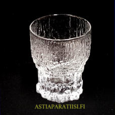 IITTALA,Aslak Snapsilasi / ryyppylasi,Design:Tapio Wirkkala,Tuotannossa 1970-88,Korkeus n.6,3 cm,halkaisija n.4,8 cm,9 kpl,  12� /kpl( Tuote nro / Item #242J ) 