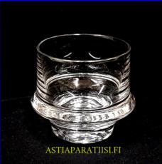IITTALA, " Marski " juomalasi ,Design:Tapio Wirkkala,Tuotannossa 1959-79,Korkeus n.6,2 cm ,halkaisija n. 6 cm,2 kpl,14 � / kpl.( Tuote nro / Item #288J )