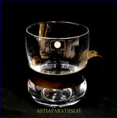 IITTALA, "Paula" Irlantilainen kahvilasi / kahvikuppi, kullattu pidike,Design:Jorma Vennola,Tuotannossa 1978-89,Korkeus n.8,5 cm ,halkaisija n. 6,5 cm,1 kpl,20 � / kpl.( Tuote nro / Item #296J )