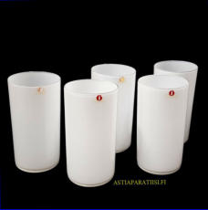 IITTALA,Juomalasi, I 114 opaali,valkoisia (maitolasia),Design:Timo Sarpaneva,Tuotannossa 1959 - 1970 ,Korkeus n.12 cm , Halkaisija n.6,3 cm, 5 kpl,24�/kpl,( Tuote nro / Item #540J )