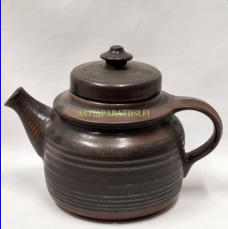 ARABIA, Kaarna teekannu, Design:G�ran B�ck,todella hyv�kuntoinen,1961-1971-luvulta,Korkeus ilman kantta n.10 cm,1kpl,58�/kpl,( Tuote nro / Item #115KK )