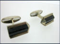 Hopeiset kalvosinnapit, hopeastudio Kuopio 1986-1989 , Made in Finland, mitat n. 1,7cm x 0,9cm, 0kpl