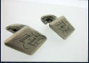 Hopeiset kalvosinnapit, 1934, Design U. Suomalainen, Helsinki Finland, 1928-1963, mitat n. 2,6cm x 1,5cm, 45�