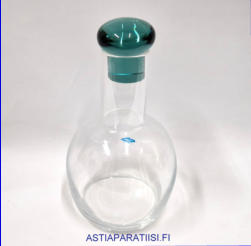 IITTALA, Mondo karahvi, 1.65 l,kirkas vihre�, Design:Kerttu Nurminen,Valmistettu1988-2007-luku,Korkeus,n. 25,5 cm, halkaisija,n. 12 cm,1kpl,115� ( Tuote nro / Item # 192K)