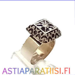 FINNISH DESIGN ,Turun Hopea sormus, Design: Pentti Sarpaneva Vuodelta 1969, hopean Pitoisuus 830, l�hes uudenveroinen 160 mm hinta 120� (sis. alv) (Tuote nro Item 100DK)
