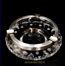 RIIHIM�EN LASI,tuhkakuppi,Design:Aimo Okkolin,Hopeareunus, hiottu kristalli,1950-60-luku,Korkeus,n.5,5cm, halkaisija,n. 13 cm,1kpl,180� ( Tuote nro / Item #155KR )