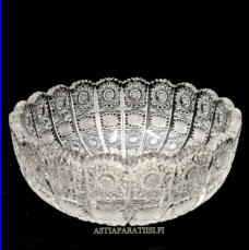 Kristalli kulho/kristallimalja,Korkeus,n. 8,3 cm,halkaisija,n. 20 cm,1kpl,120�/kpl ( Tuote nro / Item #167KR )