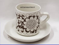 ARABIA,Gardenia kahvikuppi ruskea, valkoinen  Design:Esteri Tomula (koriste), G�ran B�ck (malli),Kupin korkeus n. 6,8 cm, halkaisija n.6,3 cm,Suunniteltu vuonna 1973-1974, 4 kpl,35�/kpl ( Tuote nro 141 Q )