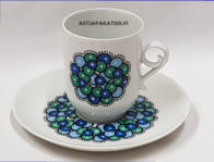 ARABIA,Marina kahvikuppi, Design:Anja Jaatinen-Winqvist,Kupin korkeus n. 7,3 cm, halkaisija n.6 cm,Suunniteltu vuonna 1971-1972, 3 kpl,33�/kpl ( Tuote nro 153 Q )