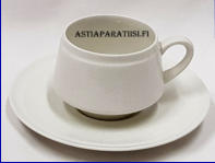 ARABIA,Pitsi kahvikuppi,Design:Richard Lindh. Koriste, Raija Uosikkinen,Kupin korkeus n. 5,2 cm, halkaisija n. 6,3 cm,Suunniteltu vuonna 1967-1974, 10kpl, 23�/kpl ( Tuote nro 222Q )