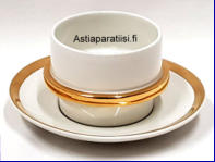 ARABIA,Kultavanne kahvikuppi,malli DA,Design:G�ran B�ck,Kupin korkeus n.5,3 cm, halkaisija n. 6,7 cm, Suunniteltu vuonna 1964-1972, 4 kpl,26�/ kpl ( Tuote nro 355Q )