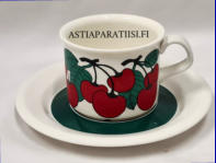 ARABIA,kirsikka kahvikuppi, Design: Inkeri Sepp�l�,Suunniteltu vuonna 1970 (malli), 1975 (koriste), Kupin korkeus n. 6 cm, halkaisija n. 7,8 cm,5 kpl,68�/kpl ( Tuote nro 376Q )
