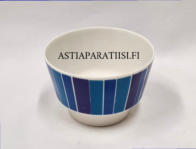 ARABIA,  sininen raita korvaton kuppi ,Suunniteltu vuonna 1960, Kupin korkeus n. 4,5 cm, halkaisija n. 6,8 cm,3 kpl,22�/kpl ( Tuote nro 377Q )