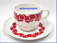 ARABIA, pilvi kahvikuppi,Design:G�ran B�ck,Suunniteltu 1970 (malli), 1971 (koriste),Kupin korkeus n. 6 cm, halkaisija n.7,3 cm, 2 kpl,45�/kpl, ( Tuote nro 411 Q )