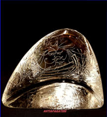 IITTALA, Onnelliset, lasipaino, Design:Valto Kokko,korkeus n.8 cm, leveys n.12 cm,1kpl,45�/kpl
