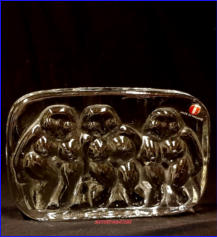 IITTALA,lasipaino Sauna, Design:Jorma Vennola,korkeus n. 8,5 cm, leveys n. 13,5 cm.1kpl,45�/kpl