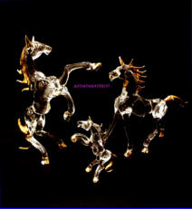 Mare Foal Hevonen Figurines k�sin puhalletun lasin veistos,(Mare Foal Horse Figurines Hand Blown Glass Sculpture),Design:Kevin Prochaska,3 hevosia koko ryhm� 3kpl,200�yht.