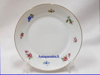 ARABIA,Ruusu siirtokuva  pullalautanen / leip�lautanen,lautanen halkaisija n.17,5 cm, Suunniteltu vuonna  1949-1964,1 kpl,18�/kpl ( Tuote nro 199PL )