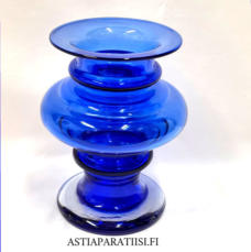 RIIHIM�EN LASI,Tornado lasimaljakko, koboltinsininen suuri, Design:Tamara Aladin,signeerattu,Valmistettu:1970-76-luku,Korkeus n.22 cm, halkaisija n.17,5 cm 0kpl,( Tuote nro / Item #120MA )