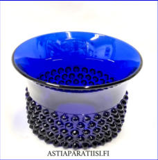 NUUTAJ�RVI, N�ppyl�  lasimaljakko / kulho koboltinsininen  v�ri , Design: Saara Hopea,Valmistettu:1952-71-luku,Korkeus n.9,5 cm, halkaisija n.15 cm ,1 kpl,58� /kpl ( Tuote nro / Item #146MA )