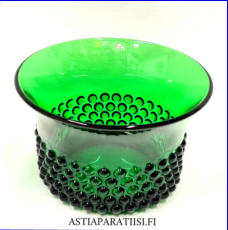 NUUTAJ�RVI, N�ppyl�  lasimaljakko / kulho vihre�  v�ri , Design: Saara Hopea,Valmistettu:1952-71-luku,Korkeus n.9 cm, halkaisija n.14,8 cm ,1 kpl,58� /kpl ( Tuote nro / Item #147MA )