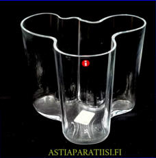 IITTALA, kirkas  maljakko,Design:Alvar Aalto,Korkeus n.12 cm, halkaisija n. 15,5 cm 0kpl, ( Tuote nro / Item #290MA )