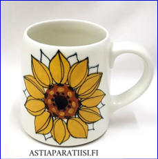 ARABIA,Aurinkoruusu muki.Design:Hilkka-Liisa Ahola,Suunniteltu vuonna 1958-1975, korkeus n.10 cm, halkaisija n.9 cm, 0 kpl,( Tuote nro 121 P )