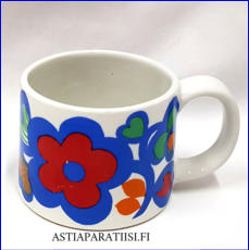ARABIA,W�rtsil� muki,v�h�isi� k�yt�nj�lki�,Suunniteltu vuonna 1970, korkeus n.7,5 cm, halkaisija n.9,5 cm, 0 kpl, ,( Tuote nro 122 P )