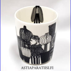 MARIMEKKO,  Oiva / Siirtolapuutarha muki ilman kahvaa "korvaton",Design: Maija Louekari,korkeus n.9,5 cm, halkaisija n.7,8 cm, ,0 kpl,( Tuote nro 225 P )