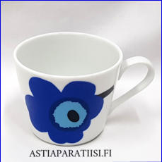 MARIMEKKO, Unikko kahvikuppi sininen, valkoinen / kukka, Design:Maija Isola ,korkeus n.6,5 cm, halkaisija n.8 cm, 1 kpl, 26 �/kpl,( Tuote nro 249 P )