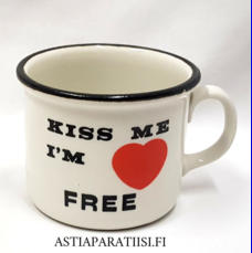 Vintage kahvimuki Kiss Me I'm Free ,korkeus n.8 cm, halkaisija n.9,8 cm,1 kpl, 24 �/kpl,( Tuote nro 344 P )