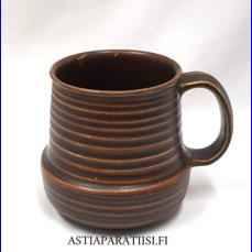 ARABIA,Kaarna muki, Design:G�ran B�ck,Tuotannossa 1965,korkeus n10 cm, halkaisija n.8 cm,3 kpl, 25 �/kpl,( Tuote nro 349 P )