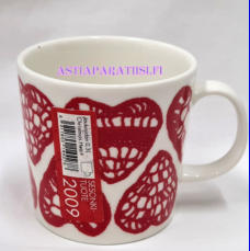 ARABIA, Teema joulusyd�n muki,Design:Heini Riitahuhta,korkeus n.8 cm, halkaisija n.8,3 cm, 0 kpl( Tuote nro 404 P )