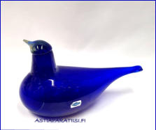 NUUTAJ�RVI,Y�tiira Yrityslintu / Art Glass Bird, Night Tern, Limited Edition, numeroitu E.Ahlstr�m Oy,xxx/500,Design: Oiva Toikka Nuutaj�rvi Notsj�,Signeerattu / Signature,mitat n. 22 cm x 9,5 cm,1kpl,480� ( Tuote nro / Item #110T)