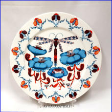 ARABIA,Korento, sininen matala ruokalautanen,Design: Klaus Haapaniemi, muoto Heikki Orvola, Valmistettu vuonna 2008 ,halkaisija.n.29,8 cm, 0 kpl ( Tuote nro 119R )