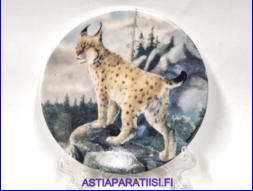 ARABIA,Sein�lautanen Ilves, Design:Kimmo P�likk�,Mitat Halkaisija,n. 12 cm,1kpl.45�/kpl,( Tuote nro 225AM )