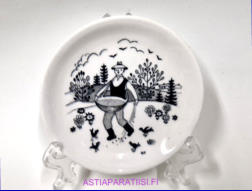 ARABIA,  Harrastukset, kylv�j� sein�lautanen,Design:Raija Uosikkinen,1949-1962-luku,Mitat Halkaisija,n. 9,2 cm,1kpl.35�/kpl,( Tuote nro 293AM )