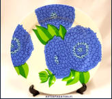 MARIMEKKO,Primavera tarjoiluvati, Suomen sininen Iittala marimekko,Sesonki-tuote 2011, halkaisija 30,5 cm 1kpl,48�/kpl