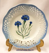Flowers Plate Designed by Kaj  Beckman,halkaisija n.19 cm,1kpl, 50�/kpl