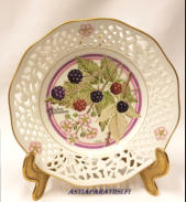 Apilanlehti sein�lautanen Pohjolan marjat,halkaisija n.19 cm,1kpl, 50�/kpl