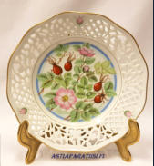 Apilanlehti sein�lautanen Pohjolan marjat,halkaisija n.19 cm,1kpl, 50�/kpl